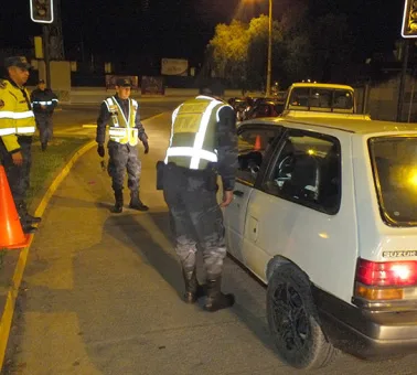 Police warn against drunk driving during holiday season; 48 arrested Friday and Saturday nights