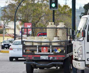 ‘Musical gas’ comes slowly to city delivery trucks
