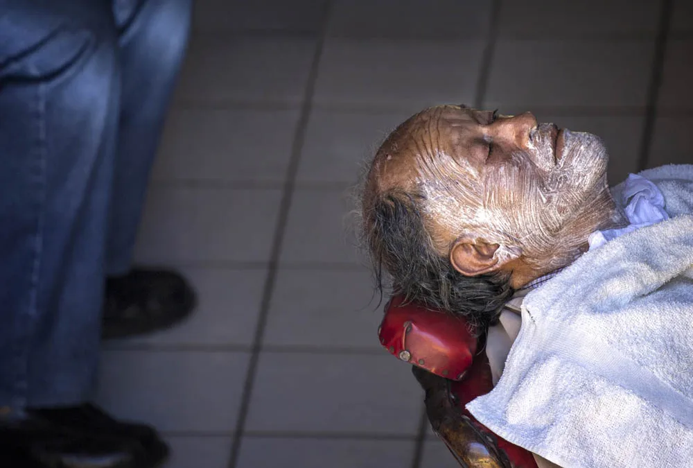 El último afeitado, but it’s just part of business