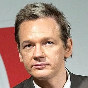 Ecuador suspends Assange’s internet following UK attack and support of Spanish rebels