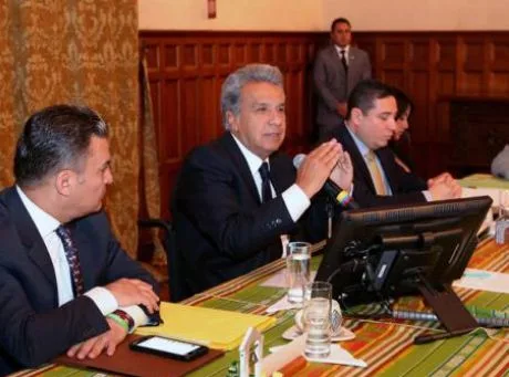 Glas declares war on Moreno; Despite new bribery allegations, VP says he will not resign