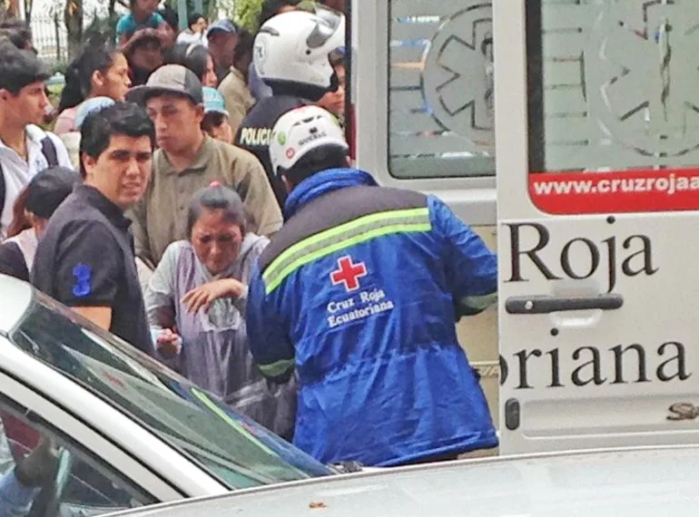 Parque Calderon fight between informal vendors and Citizen Guards leads to bloodshed and arrests