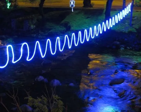 Lights on the Rio Tomebamba mean it’s Christmastime in Cuenca