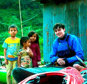 Irishman killed, two other foreigners are missing following Saturday kayak accident east of Loja