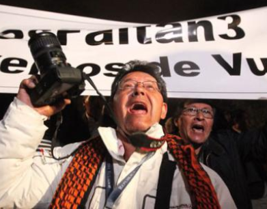 Negotiations underway for release of newspaper reporters kidnapped near Colombian border