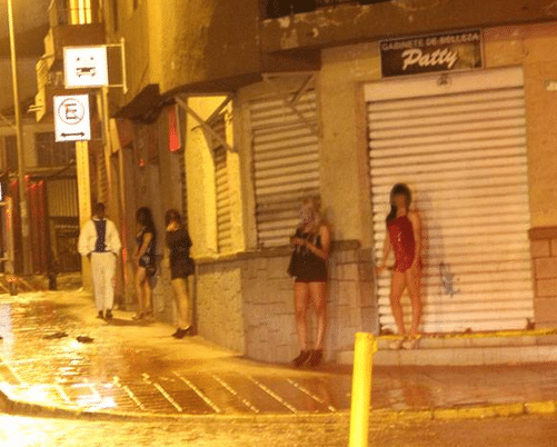 Controls on prostitution are still lacking, say businesses and residents of three Cuenca neighborhoods