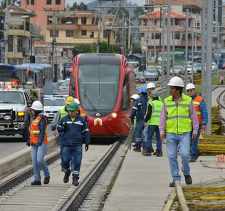 Crowds watch the tram roll into El Centro