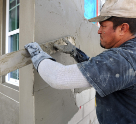 Thinking of hiring a maid or handyman? Check Ecuador’s labor laws before making the commitment
