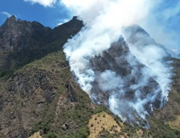 Forest-fires-burn-more-than-1700-hectares-across-Azuay-as-dry-conditions-persist.jpg
