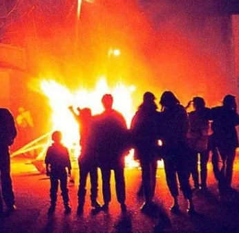 Rain and the end of blackouts promise a noisy New Year’s celebration and hopes for a brighter 2025