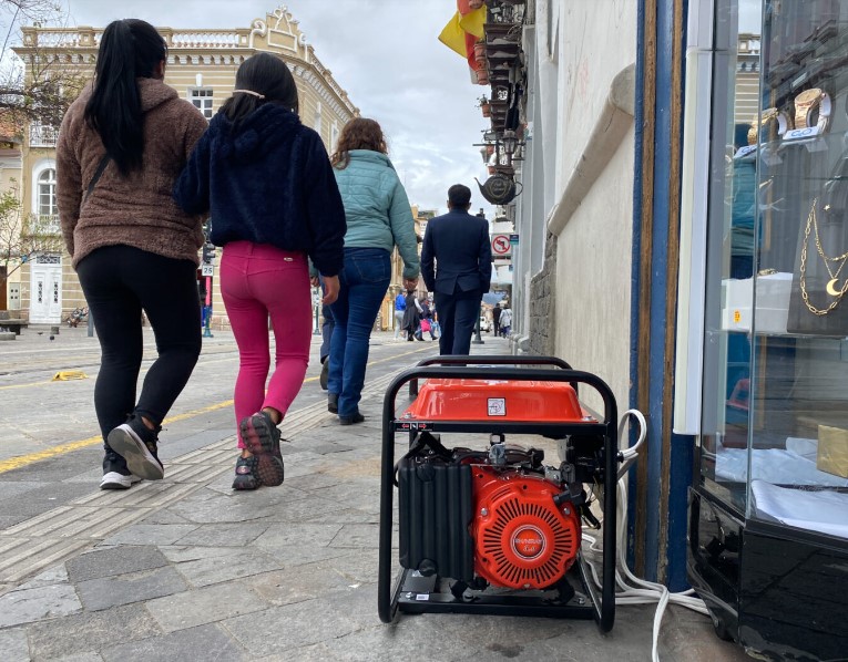 Officials offer details of attempted Central Bank heist; Elimination of generator tariff ridiculed; When does Ecuador’s election campaign begin?