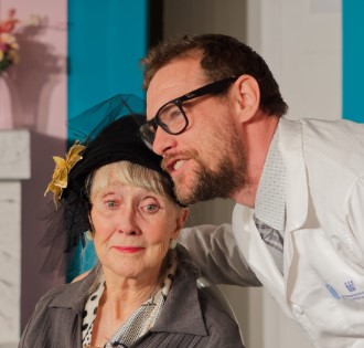 Azuay Community Theater presents the light-hearted comedy ‘Harvey’, October 17 to 20