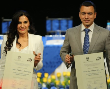 Noboa out of options to stop Abad from assuming duties; Former candidate warns of election violence; Noboa rejects Ibero-American Summit criticism