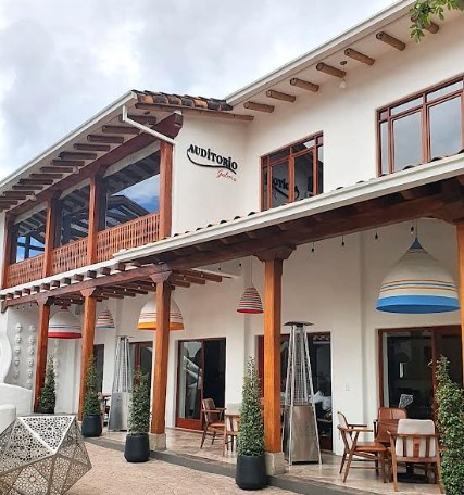 La Esquina de Las Artes undergoes a transformation and re-opens with a renewed emphasis on art