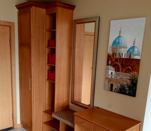 The saga of Isabela and the cabinet job gone bad