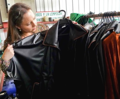 Cuenca leather goods company Qiwa Cueros exports internationally and outfits the stars