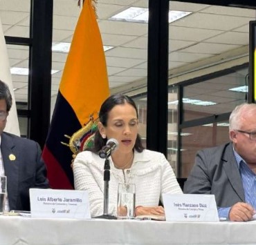 Government awards oil contract to Chinese-led coalition despite objections from indigenous leaders