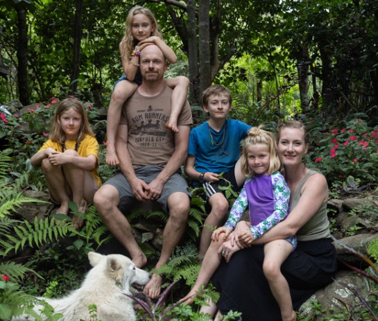 Canadian family finds a ‘new adventure’ in southern Ecuador, says the transition was easy
