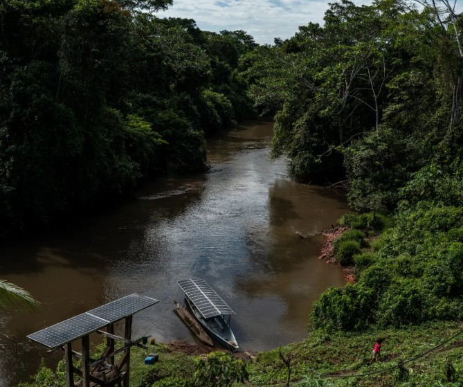 A growing fleet of solar-powered boats transports indigenous people through the Ecuadorian Amazon