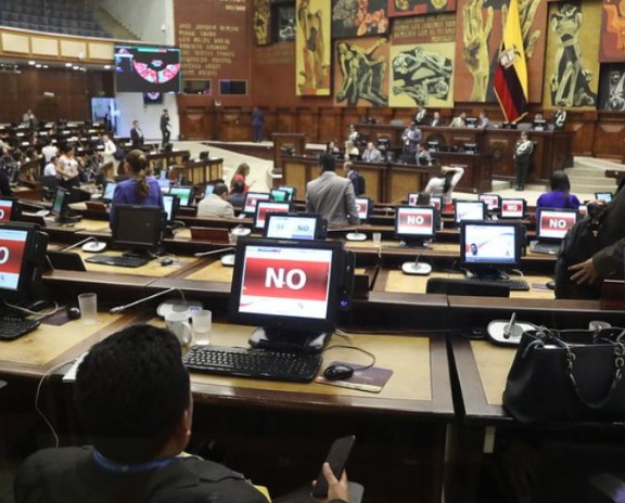 Noboa’s controversial intelligence-gathering law squeaks through the National Assembly