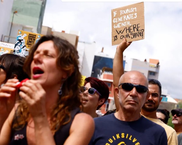 Anti-tourism protests spread across Europe