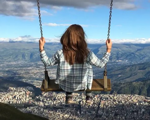 When I moved to Ecuador for love, it was meant to be temporary — but I’m still happily  here 7 years later