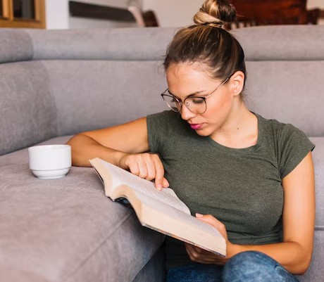 People who stay off social media and prefer to stay private typically display these behaviors