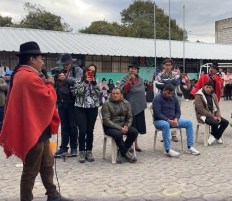 Police accused of threatening Leonidas Iza are released following apology at indigenous tribunal