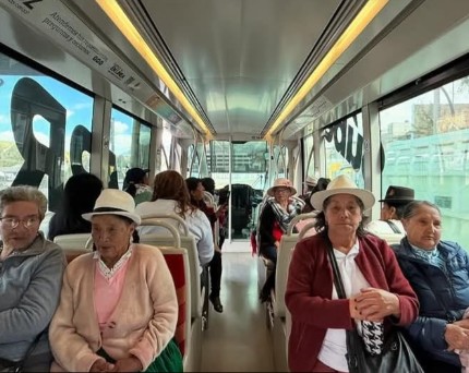 Kite festivals mark end of school vacation; Fuel prices head higher; Tram hours remain extended; New sewage plant will be first of its kind in Ecuador