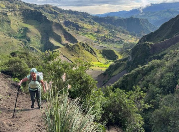 A couple, 82 and 73, hiked the Quilotoa Loop in three days: ‘We are still adventuring together’