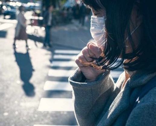 First case of new flu strain reported; Encuentro Prison remains unfinished; Noboa takes 18-day vacation