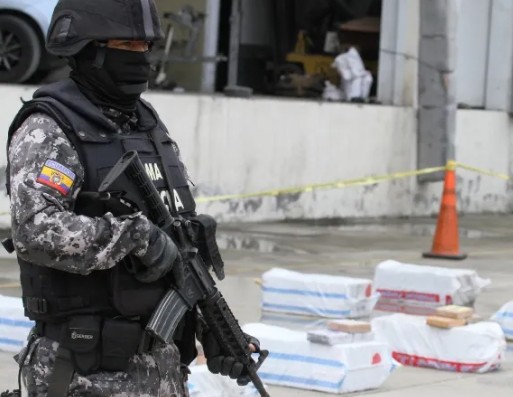 U.S. Caribbean blockade could increase the flow of cocaine through Ecuadorian ports