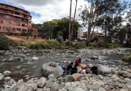 Water rationing begins in rural areas; Yanuncay hydro plant resumes construction; Ecuador migrants in the US get assistance; EU, Mercosur trade deal pending