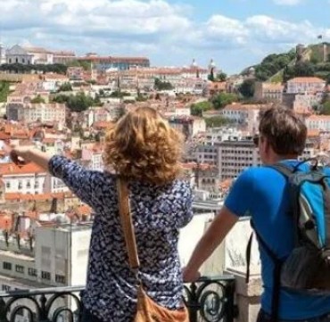 Despite glowing reviews about living abroad, the expat lifespan is short for most of those who try it