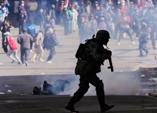 Bolivian President Rodrigo Paz warns the country is at a ‘breaking point’ after weeks of protests