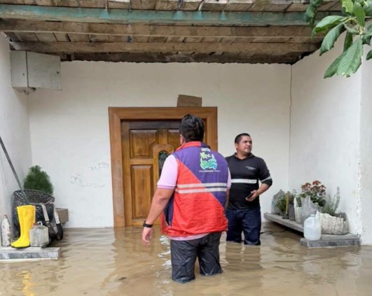 Floods destroy homes and farms on north coast as the El Niño effect strengthens